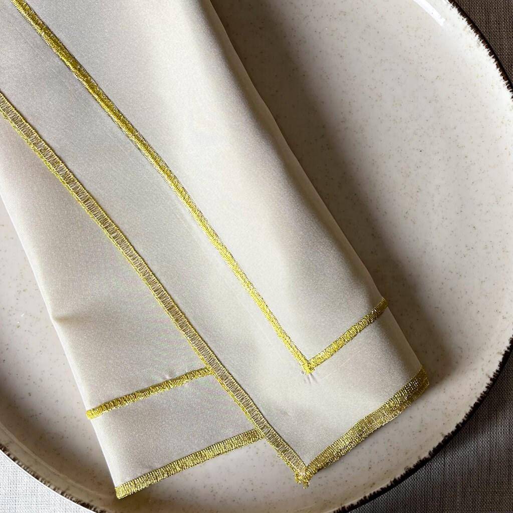 Alesta Home 6'lı Krem Sim Nakışlı İpek Kumaş Peçete 45x45cm - Görsel 2