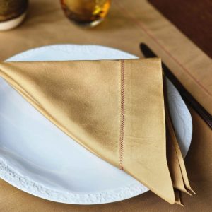 Alternative view of Alesta Home Bordo Zikzak Dikişli Altın Rengi İpek Peçete 45x45 cm PCT013